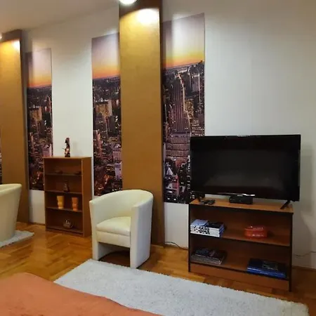 Life Apartment *